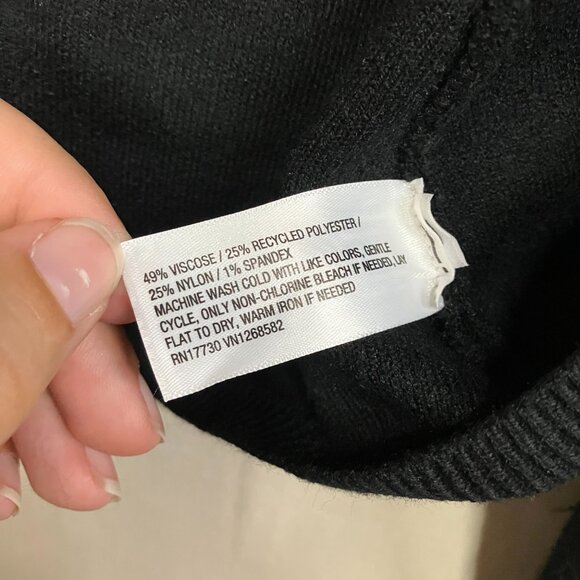 NWT Wild Fable Women's Black Hooded Cropped Sweater Shrug Long Sleeve - Picture 4 of 12